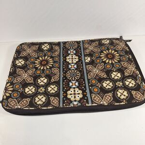 NWT Vera Bradley Laptop Portfolio Pattern Canyon 17”  Sleeve Protecter Quilted